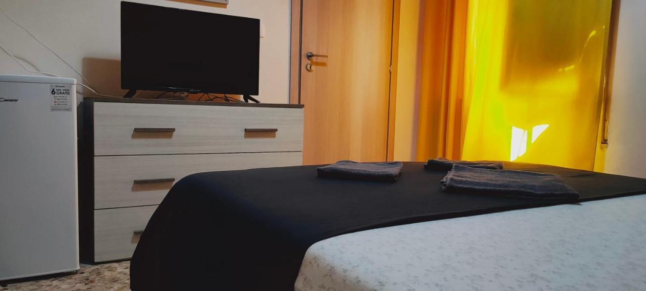 Casa Vacanza In Pieno Centro Storico Vicino Ostuni E La Riserva Di Torre Quaceto San Vito dei Normanni Luaran gambar